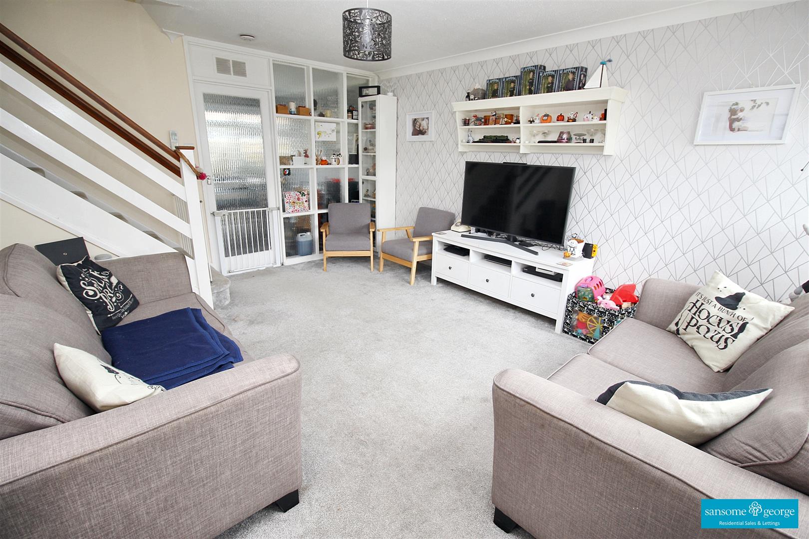 Robin Way, Tilehurst, Reading